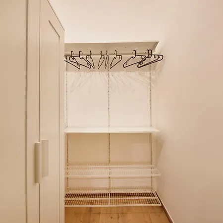 Cozy Marques De Pombal *