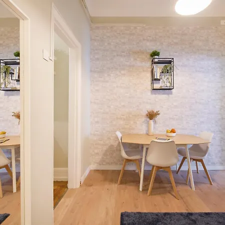 아파트 Cozy Marques De Pombal 리스본